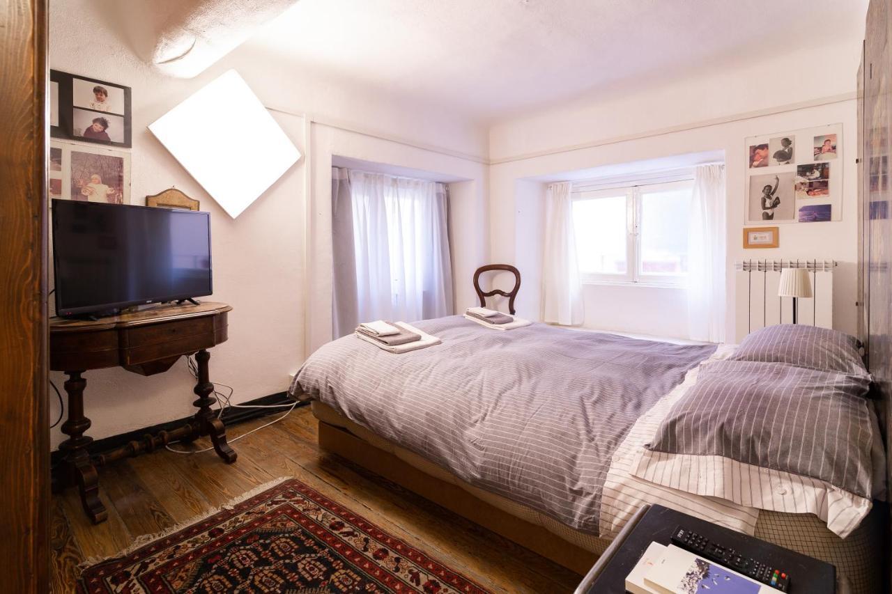 B&B La Casa Del Cuoco - Piccola Camera Con Colazione In Appartamento Condiviso Con L'Host Genova Kültér fotó
